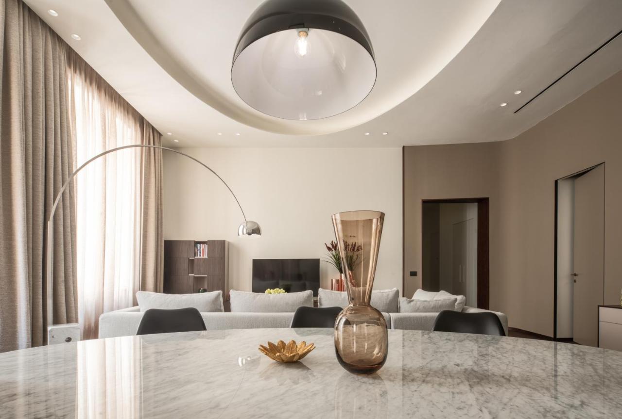 Sant'ambrogio Luxury R&r Apartment